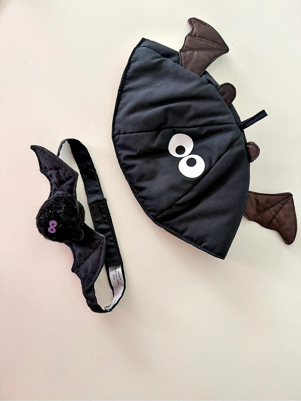 Hallmark Black Bat Beanie & Bow Tie